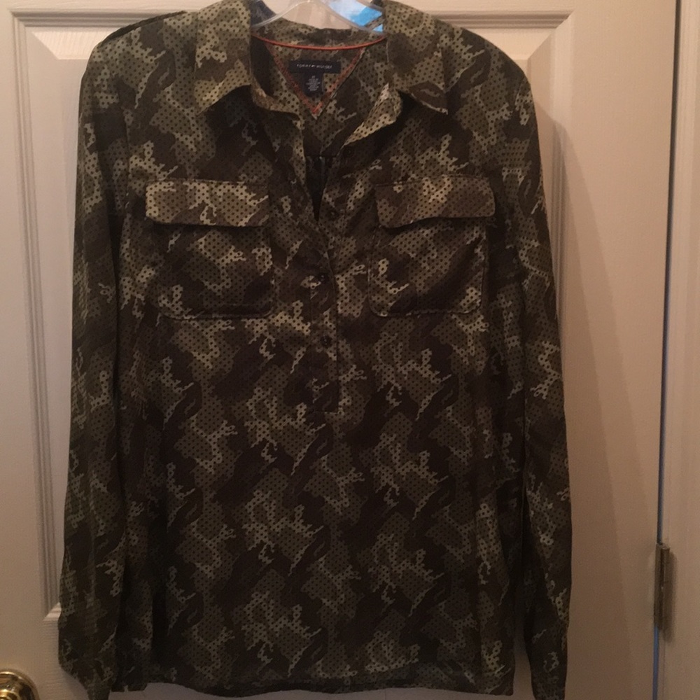 Camo/polka dot pop over shirt